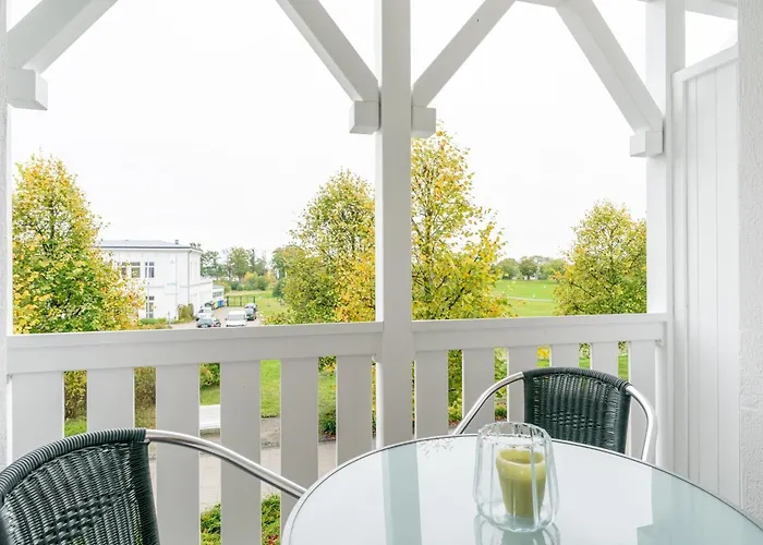 Apartment 319, Seepark *