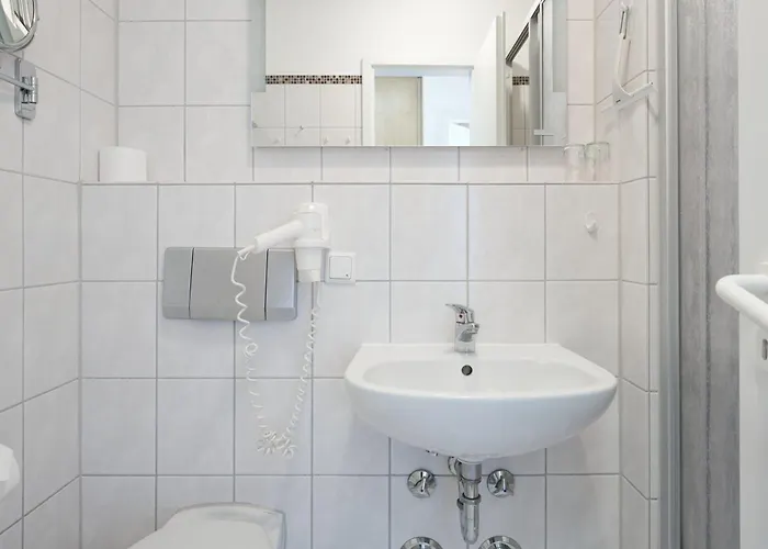 319, Seepark Apartment